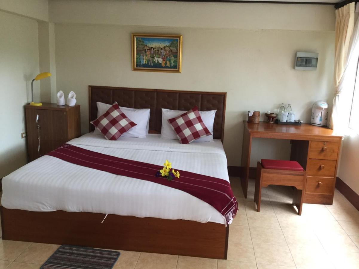 Ban Khun Yuam Mitkhoonyoum Hotel מראה חיצוני תמונה