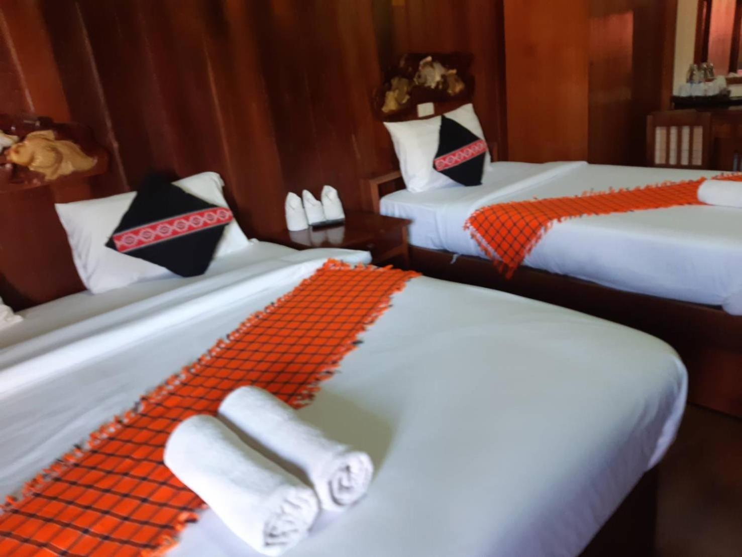 Ban Khun Yuam Mitkhoonyoum Hotel מראה חיצוני תמונה