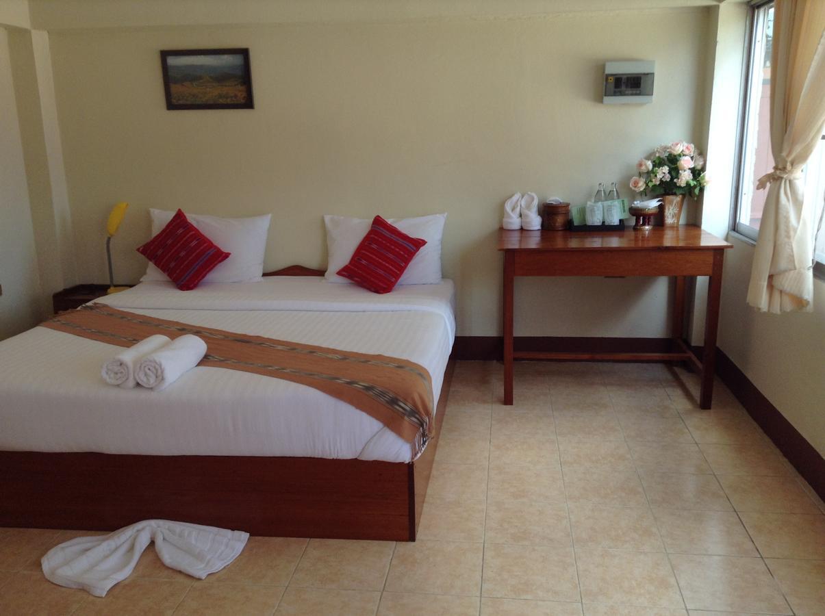 Ban Khun Yuam Mitkhoonyoum Hotel מראה חיצוני תמונה