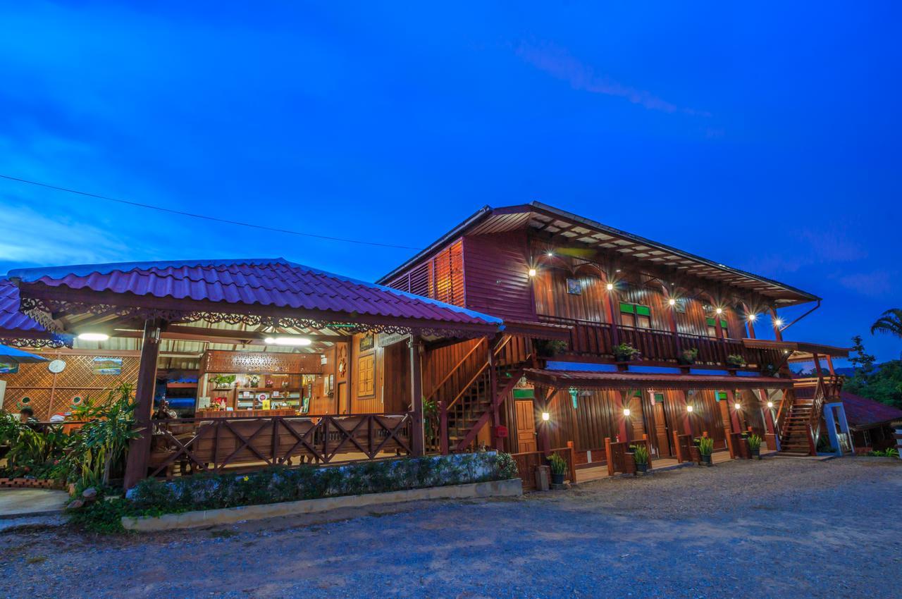 Ban Khun Yuam Mitkhoonyoum Hotel מראה חיצוני תמונה