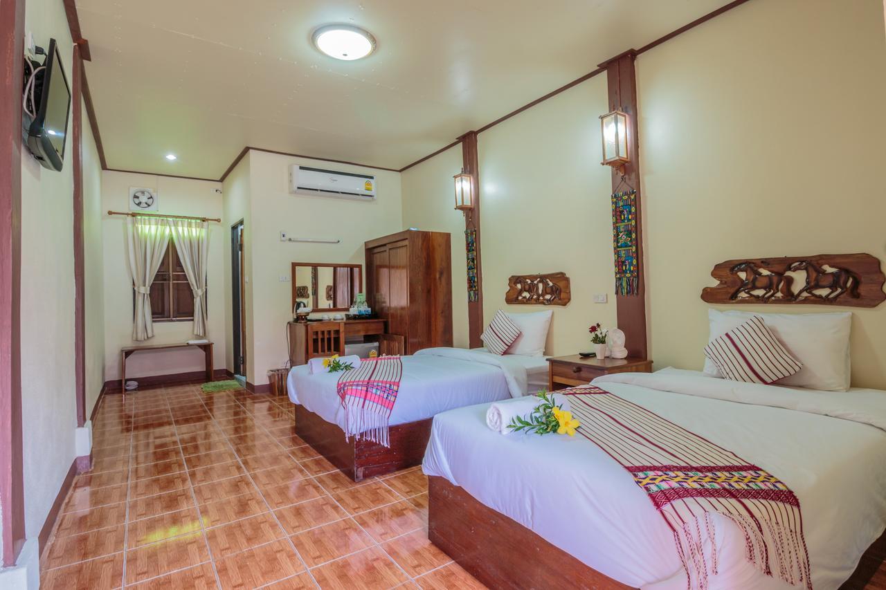 Ban Khun Yuam Mitkhoonyoum Hotel מראה חיצוני תמונה