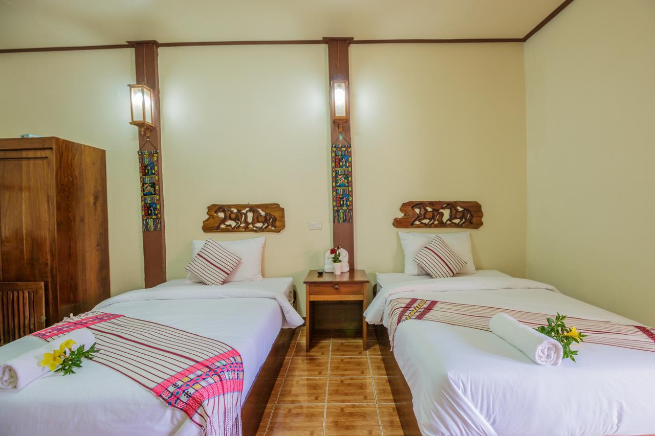 Ban Khun Yuam Mitkhoonyoum Hotel מראה חיצוני תמונה