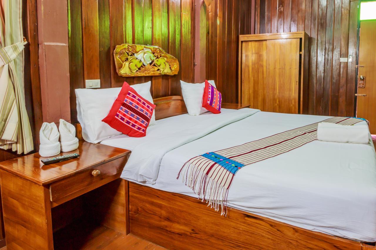 Ban Khun Yuam Mitkhoonyoum Hotel מראה חיצוני תמונה